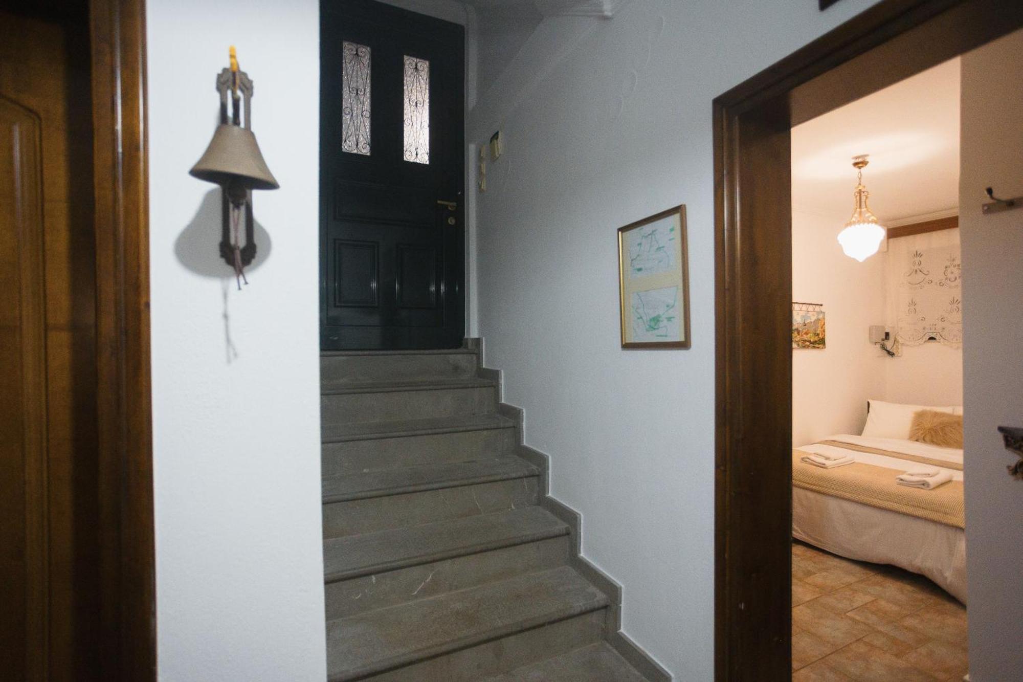 Billiard Home In Trikala מראה חיצוני תמונה